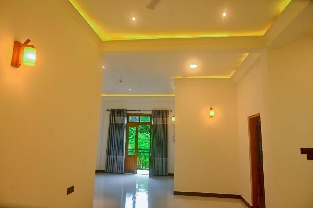 Emerald Home Stay อนุราธปุระ ภายนอก รูปภาพ