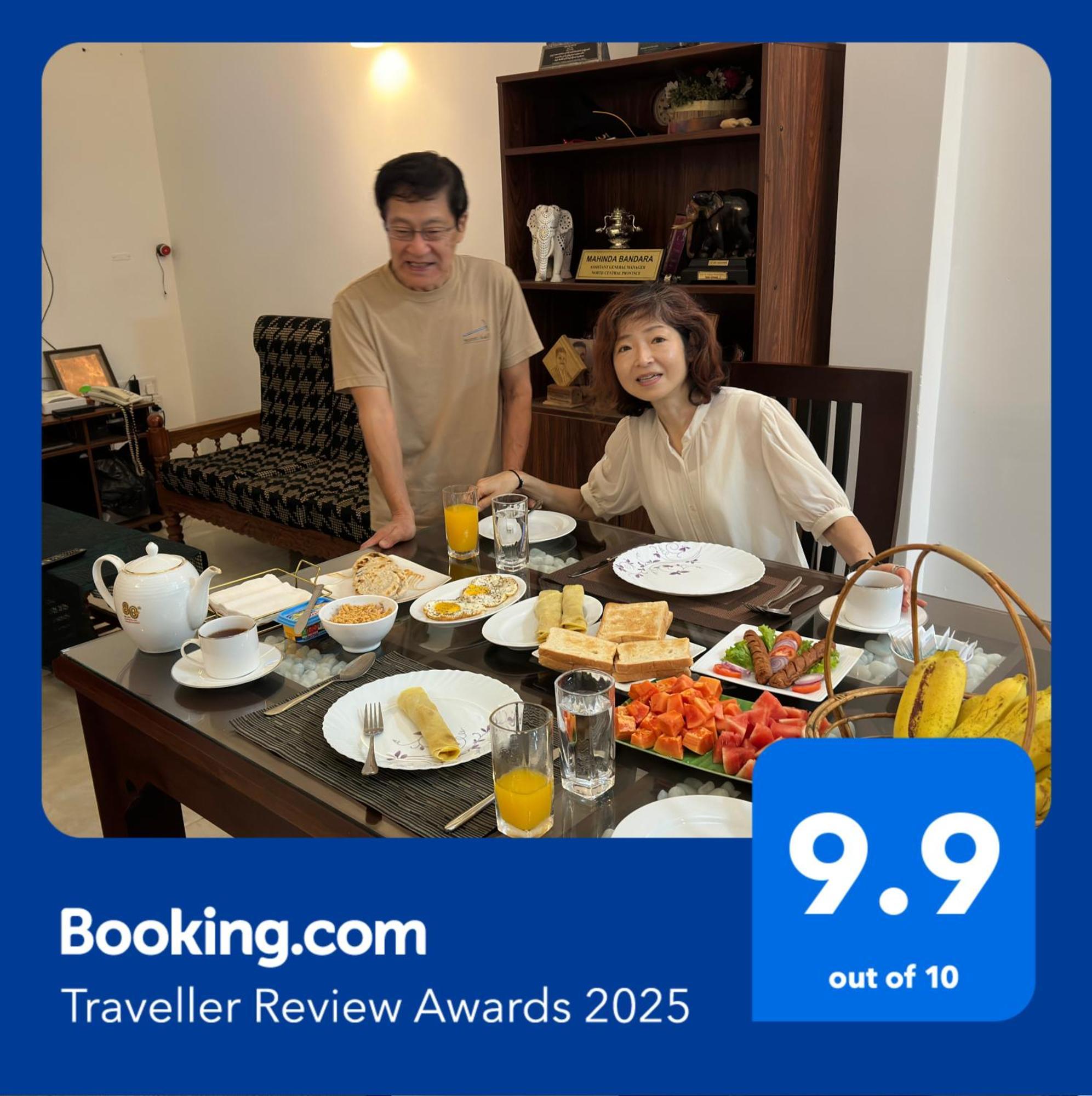 Emerald Home Stay อนุราธปุระ ภายนอก รูปภาพ